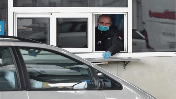 svi-gradjani-koji-dolaze-iz-crne-gore,-hrvatske-i-bih-bice-pod-nadzorom,-morace-da-se-jave-lekaru-u-roku-od-24h,-odluka-stupa-na-snagu-u-petak-od-18h svi-gradjani-koji-dolaze-iz-crne-gore,-hrvatske-i-bih-bice-pod-nadzorom,-morace-da-se-jave-lekaru-u-roku-od-24h,-odluka-stupa-na-snagu-u-petak-od-18h