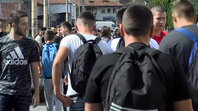 online-ili-klasicna-nastava?! online-ili-klasicna-nastava?!