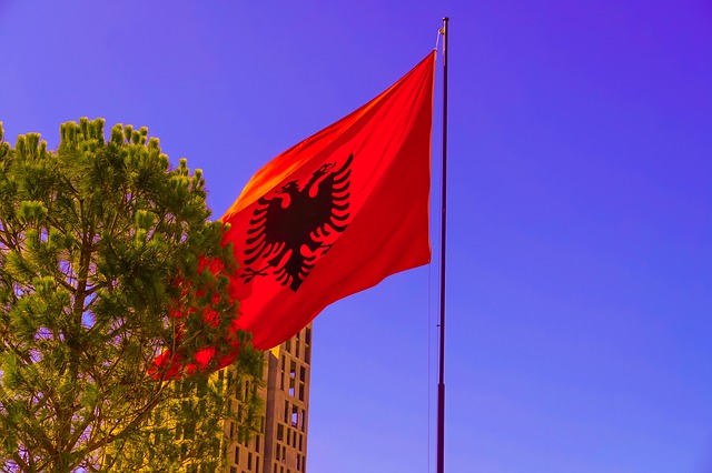 albanija:-na-koronu-pozitivno-jos-124,-preminulo-troje