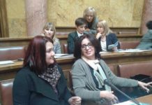 Oštre osude zbog pretnji upućenih predsednici Udruženja samohranih roditelja i jednoroditeljskih porodica ostre-osude-zbog-pretnji-upucenih-predsednici-udruzenja-samohranih-roditelja-i-jednoroditeljskih-porodica