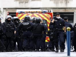 u-napadu-u-pariskom-predgradju-ubijeno-cetvoro-dece-i-zena,-pet-osoba-povredjeno