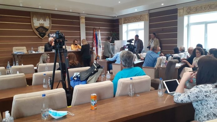 izabrano-novo-rukovodstvo-skupstine-opstine-sjenica izabrano-novo-rukovodstvo-skupstine-opstine-sjenica