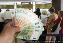 Počela isplata pomoći od 500 eura, posle 100 eura građanima i seta mera za privredu država krenula sa novom podrškom pocela-isplata-pomoci-od-500-eura,-posle-100-eura-gradjanima-i-seta-mera-za-privredu-drzava-krenula-sa-novom-podrskom