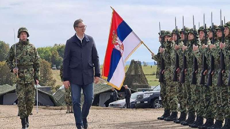 vucic:-ovo-je-vojska-svih-gradjana!-nastavljamo-infastrukturni-razvoj