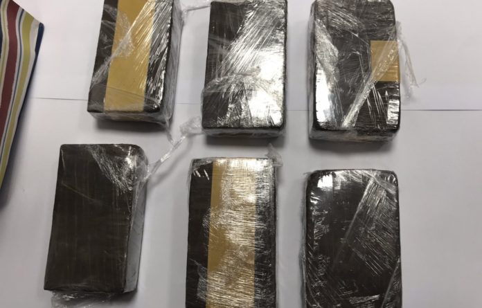 odredjen-pritvor-osumnjicenima-za-prodaju-pet-kg-heroina