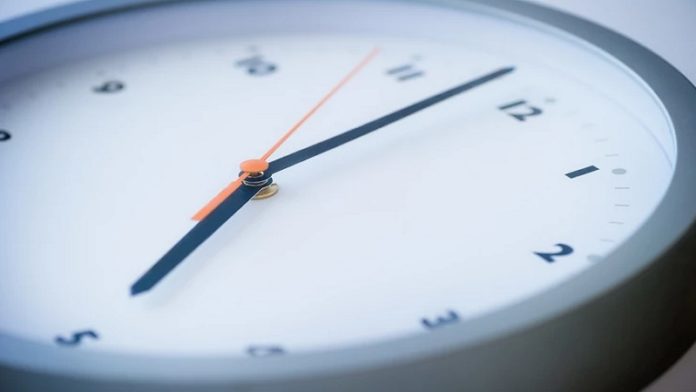 zimsko-racunanje-vremena-uskoro-pomeramo-kazaljke-sat-vremena-unazad-i-to-ce-biti-jedan-od-poslednjih-puta-da-to-radimo,-evo-i-zbog-cega zimsko-racunanje-vremena-uskoro-pomeramo-kazaljke-sat-vremena-unazad-i-to-ce-biti-jedan-od-poslednjih-puta-da-to-radimo,-evo-i-zbog-cega