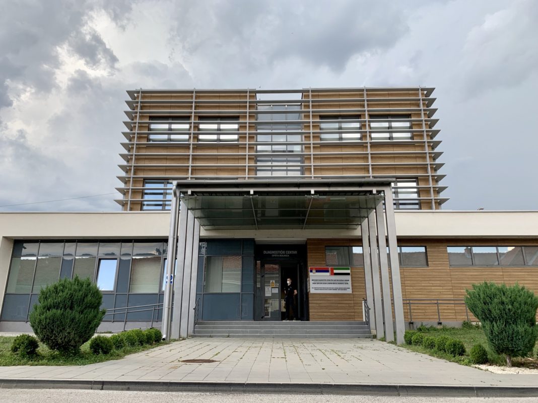 novi-pazar:-na-lecenju-osam-kovid-pacijenata