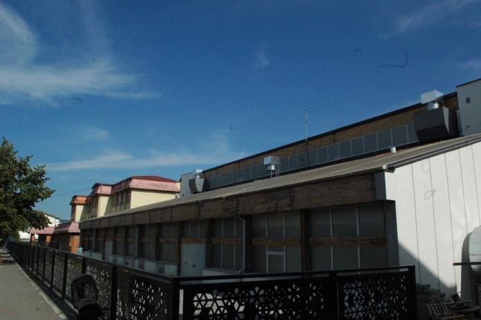 decak-(14)-pao-sa-hale-sportova-u-novom-pazaru