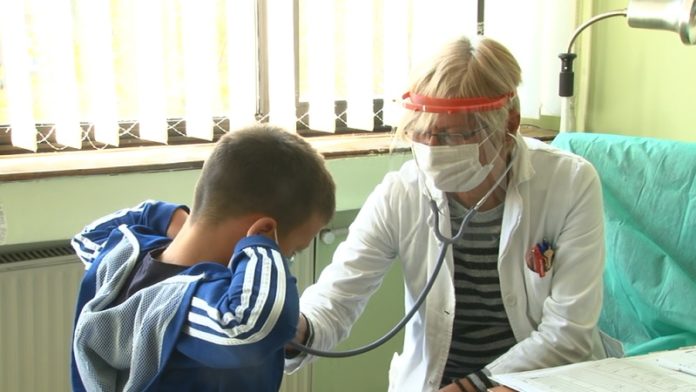 respiratorne-infekcije-sve-ucestalije.-o-testiranju-dece-odlucuje-izabrani-lekar