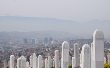 U Bosni i Hercegovini 1.586 novozaraženihh i 36 smrtnih ishoda u-bosni-i-hercegovini-1.586-novozarazenihh-i-36-smrtnih-ishoda