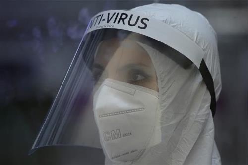 korona-hara-italijom:-rekordni-24.991-novi-slucaj,-205-osoba-preminulo korona-hara-italijom:-rekordni-24.991-novi-slucaj,-205-osoba-preminulo