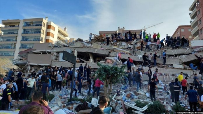 potraga-za-prezivelima-nakon-zemljotresa-koji-je-pogodio-tursku-i-grcku