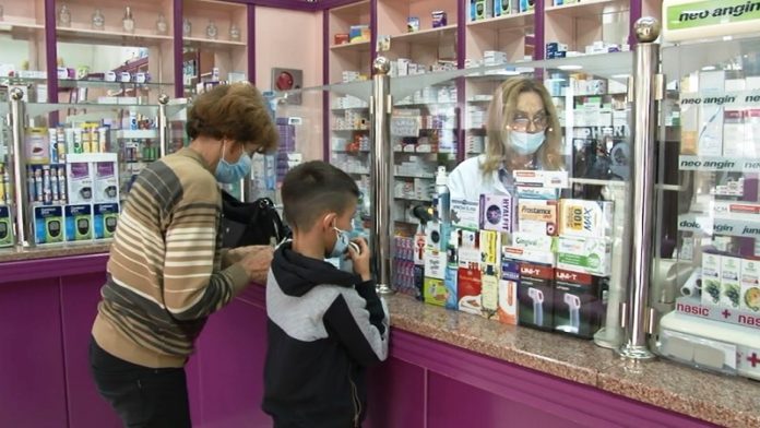 apoteke-dobro-snabdevene-i-bez-povecane-potraznje-lekova