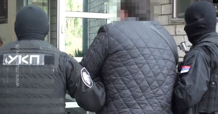 u-dve-odvojene-akcije-zaplenjeno-25-kilograma-droge!-uhapsene-dve-osobe