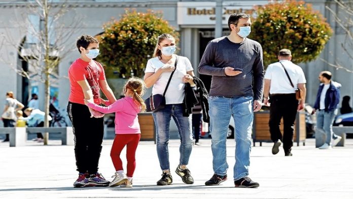 zabrana-okupljanja-vise-od-pet-ljudi!-evo-sta-je-tacno-predlozio-krizni-stab zabrana-okupljanja-vise-od-pet-ljudi!-evo-sta-je-tacno-predlozio-krizni-stab