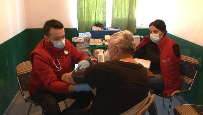 otvorena-ruka-obisla-selo-konice-u-okviru-akcije-„pester-u-srcu“ otvorena-ruka-obisla-selo-konice-u-okviru-akcije-„pester-u-srcu“