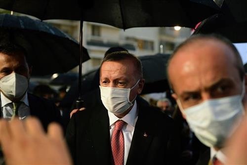 erdogan-najavio-delimicno-zatvaranje-turske