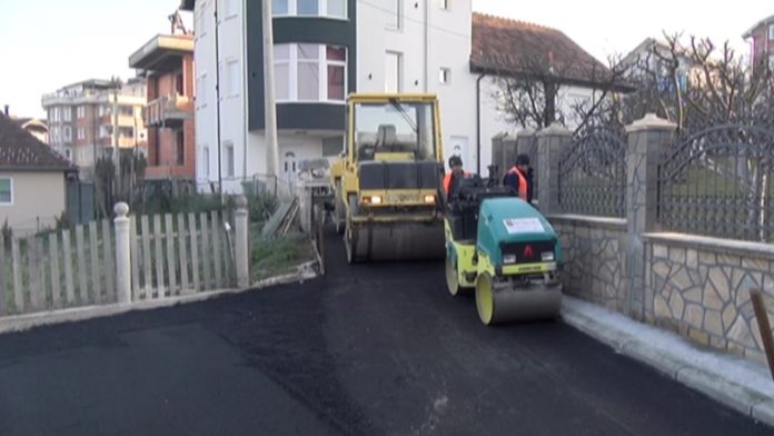 stigao-asfalt-i-u-ulicu-rajka-ackovica