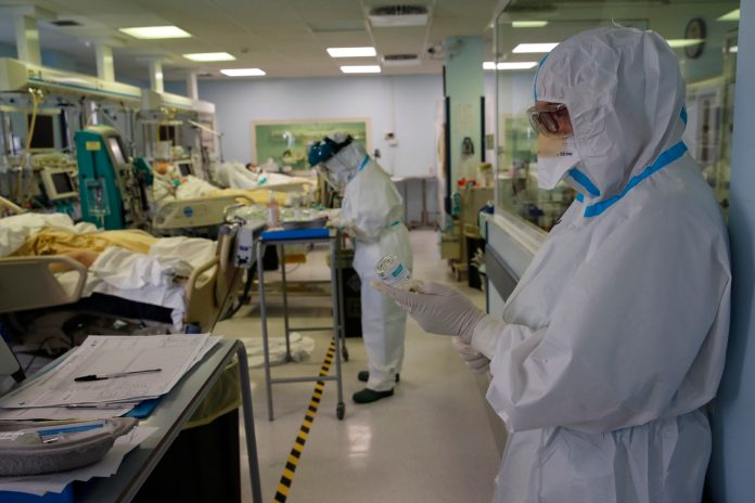 u-italiji-novih-28.352-slucaja,-827-osoba-preminulo u-italiji-novih-28.352-slucaja,-827-osoba-preminulo