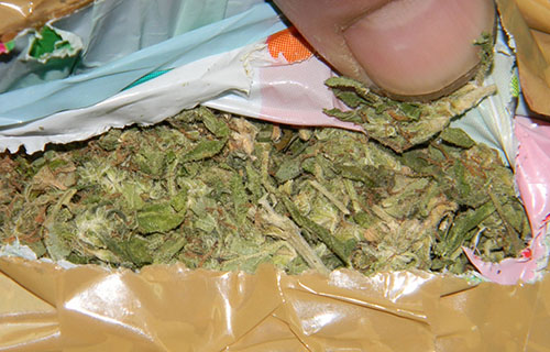 mladic-iz-ade-uhapsen-zbog-dva-kilograma-marihuane