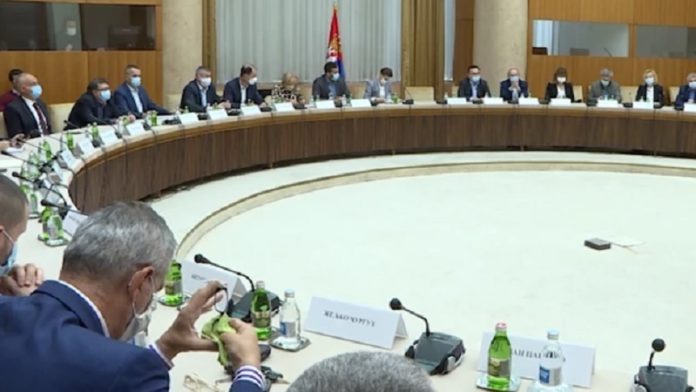 vlada-danas-odlucuje-o-novim-merama