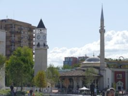 u-albaniji-840-novozarazenih,-umrlo-16-osoba