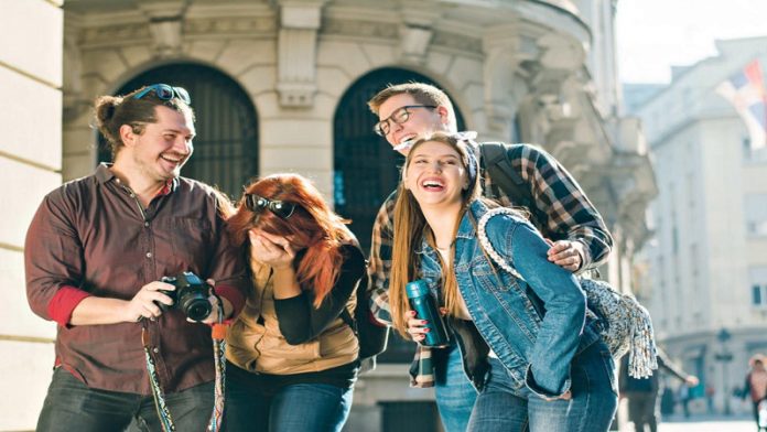 izdrzimo:-vracamo-se-normalnom-zivotu-najranije-sredinom-2022.-godine! izdrzimo:-vracamo-se-normalnom-zivotu-najranije-sredinom-2022.-godine!