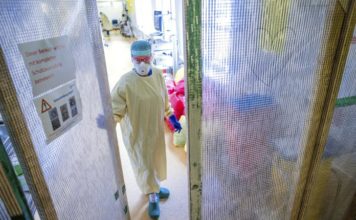 U Nemačkoj 31.300 novozaraženih, umrle još 702 osobe u-nemackoj-31.300-novozarazenih,-umrle-jos-702-osobe