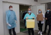 NOVI PAZAR: Prve doze vakcine protiv korone (FOTO) novi-pazar:-prve-doze-vakcine-protiv-korone-(foto)