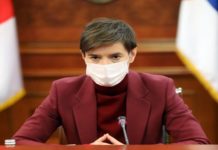 Brnabić: Krizni štab u utorak o merama za Novu godinu brnabic:-krizni-stab-u-utorak-o-merama-za-novu-godinu