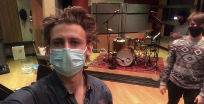 ademu-mehmedovicu-je-potrebno-jos-samo-2,250$-za-nastavak-skolovanja ademu-mehmedovicu-je-potrebno-jos-samo-2,250$-za-nastavak-skolovanja