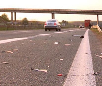 udes-na-auto-putu-pec-pristina,-povredjeno-osam-osoba udes-na-auto-putu-pec-pristina,-povredjeno-osam-osoba