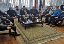 Sandžaklije iz Frankfurta donirale vozilo Gradskoj čistoći sandzaklije-iz-frankfurta-donirale-vozilo-gradskoj-cistoci