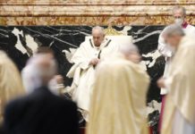 Papa: Vakcinisaću se, etički je primiti vakcinu papa:-vakcinisacu-se,-eticki-je-primiti-vakcinu