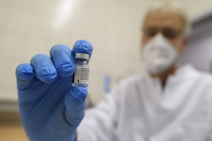 palestina-prva-na-bliskom-istoku-odobrila-vakcinu-sputnjik