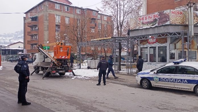 omladinska-ulica-zatvorena-za-saobracaj-zbog-uklanjanja-objekta