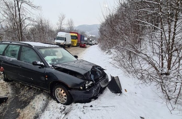 danas-nekoliko-udesa-na-ibarskoj!-novopazarac-imao-udes-kod-raske-(foto)