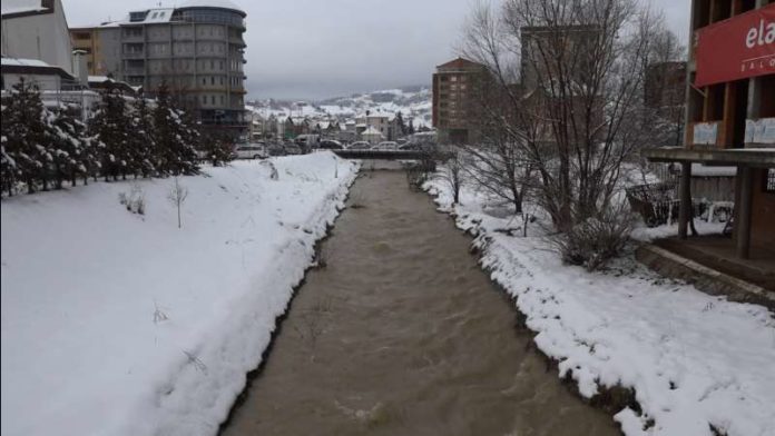 zbog-vremenskih-nepogoda-u-tutinu-proglasena-vanredna-situacija