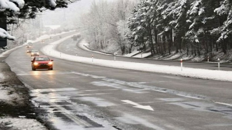 vozaci,-oprezno-tokom-ledenih-dana!