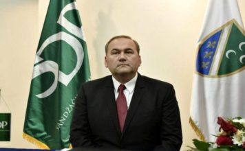 Hasanović: Onima koji iznose laži cilj je da unište politički dijalog i toleranciju hasanovic:-onima-koji-iznose-lazi-cilj-je-da-uniste-politicki-dijalog-i-toleranciju