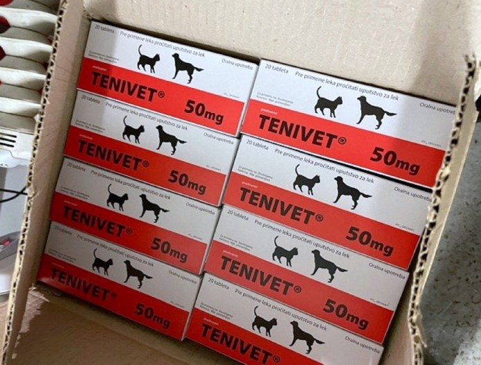 vozac-kamiona-krijumcario-lekove-za-zivotinje vozac-kamiona-krijumcario-lekove-za-zivotinje