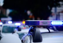 Bačena bomba u dvorište kuće u Novoj Pazovi, greškom preneto da je u Novom Pazaru bacena-bomba-u-dvoriste-kuce-u-novoj-pazovi,-greskom-preneto-da-je-u-novom-pazaru