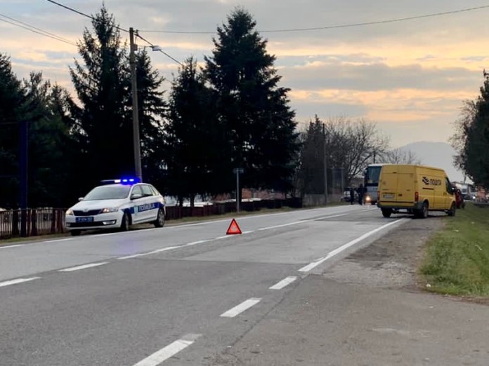 u-udesu-kod-prijepolja-povredjeni-zena-i-dete u-udesu-kod-prijepolja-povredjeni-zena-i-dete