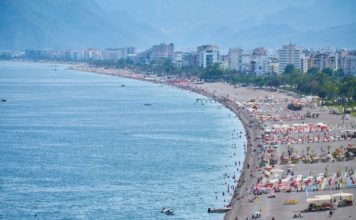 Turska uprkos pandemiji privukla 12,7 miliona turista u 2020. godini turska-uprkos-pandemiji-privukla-12,7-miliona-turista-u-2020.-godini