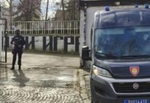 Načelnik SBPOK: Belivukova grupa se sumnjiči za trgovinu narkoticima, iznude, ucene, ubistva i sakaćenja ljudi… nacelnik-sbpok:-belivukova-grupa-se-sumnjici-za-trgovinu-narkoticima,-iznude,-ucene,-ubistva-i-sakacenja-ljudi…