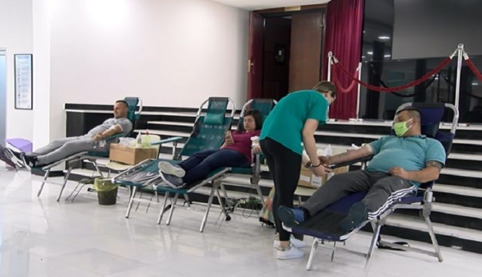 dobrovoljno-davanje-krvi-od-9-14h