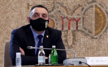 Vulin: Situacija u Novom Pazaru pod kontrolom, Žandamerija se povukla vulin:-situacija-u-novom-pazaru-pod-kontrolom,-zandamerija-se-povukla