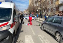 Vozač pokosio pešaka u centru Novog Pazara (FOTO) vozac-pokosio-pesaka-u-centru-novog-pazara-(foto)