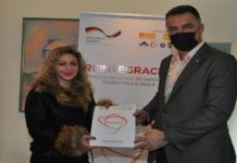 Potpisani ugovori o subvencijama za samozapošljavanje povratnika potpisani-ugovori-o-subvencijama-za-samozaposljavanje-povratnika