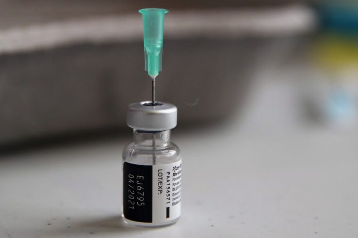 izraelska-studija:-od-prve-doze-fajzer-vakcine-75-odsto-zastite